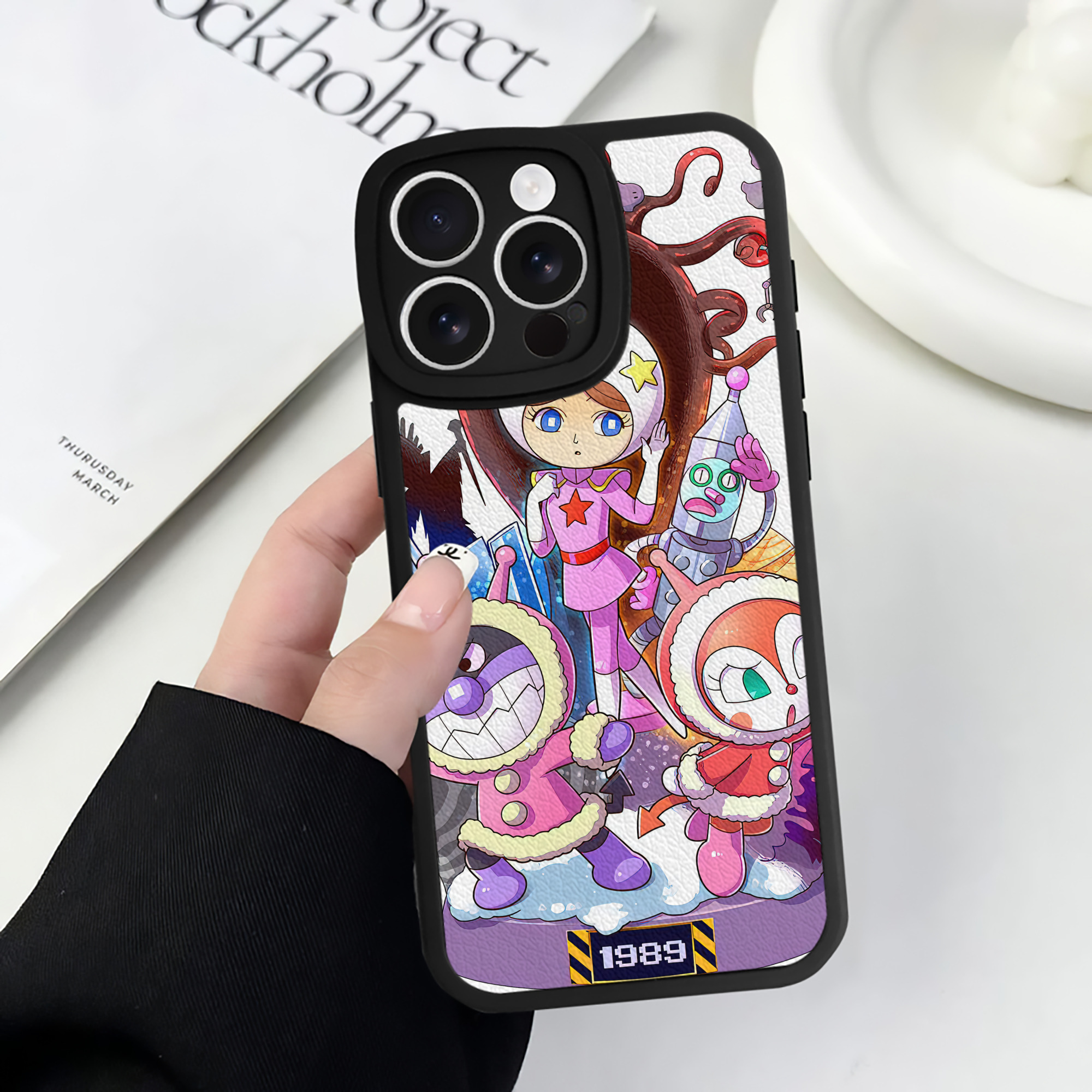 （画像用） アンパンマン Anpanman 【iPhone 16シリーズ対応】シリコンスマホケース（レザー調） 材質：シリコン